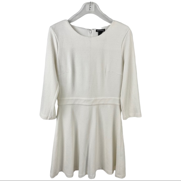 Club Monaco White Textured 3/4 Sleeve Skater Dress Size 6 - Picture 3 of 6